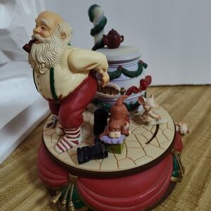 Animated Santa Music Carousel Vintage Fun Works Perfect Christmas Music *Read*
